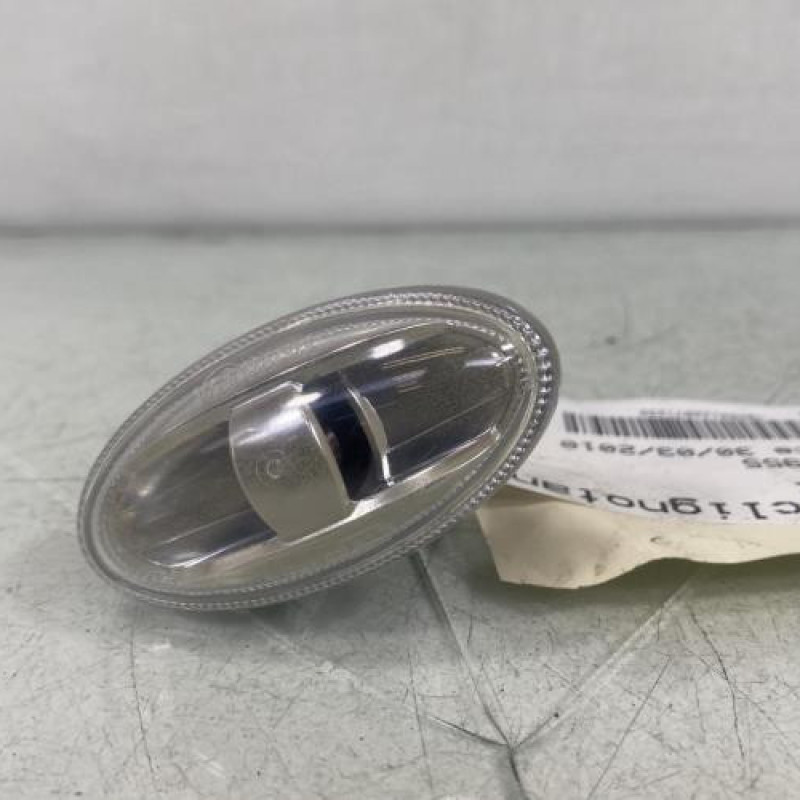 Repetiteur clignotant avant droit  (Feux) PEUGEOT 206+ Photo n°1