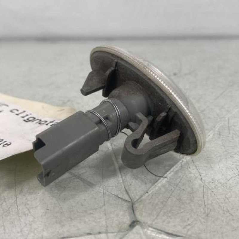 Repetiteur clignotant avant droit  (Feux) PEUGEOT 206+ Photo n°3