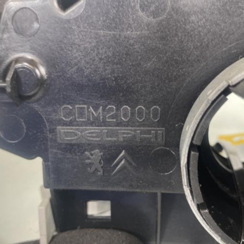 Com (Bloc Contacteur Tournant+Commodo Essuie Glace+Commodo Phare) PEUGEOT 206+ Photo n°4