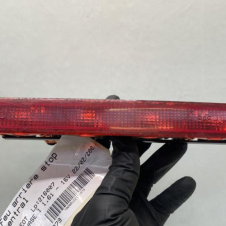 Feu arriere stop central PEUGEOT 307 Photo n°1