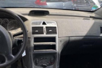 Feu arriere stop central PEUGEOT 307