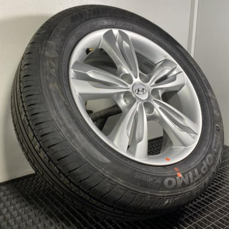 Roue HYUNDAI IX 35 Photo n°4