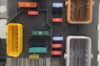 Boitier servitude moteur (BSM) PEUGEOT 207