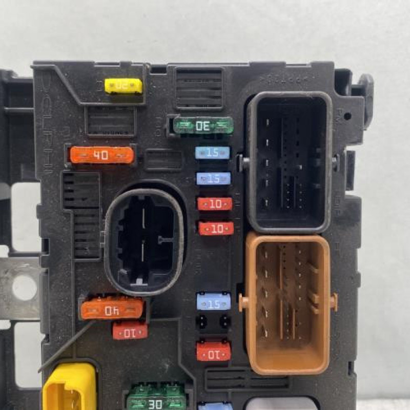 Boitier servitude moteur (BSM) PEUGEOT 207 Photo n°3