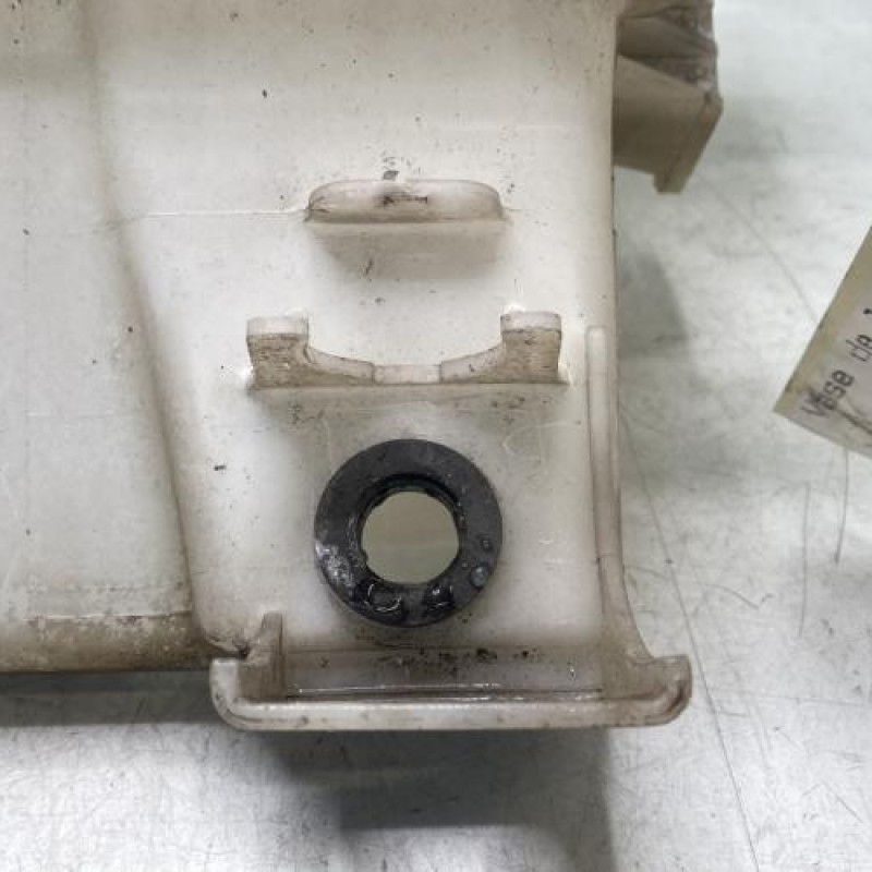 Vase de lave glace KIA RIO 3 Photo n°4