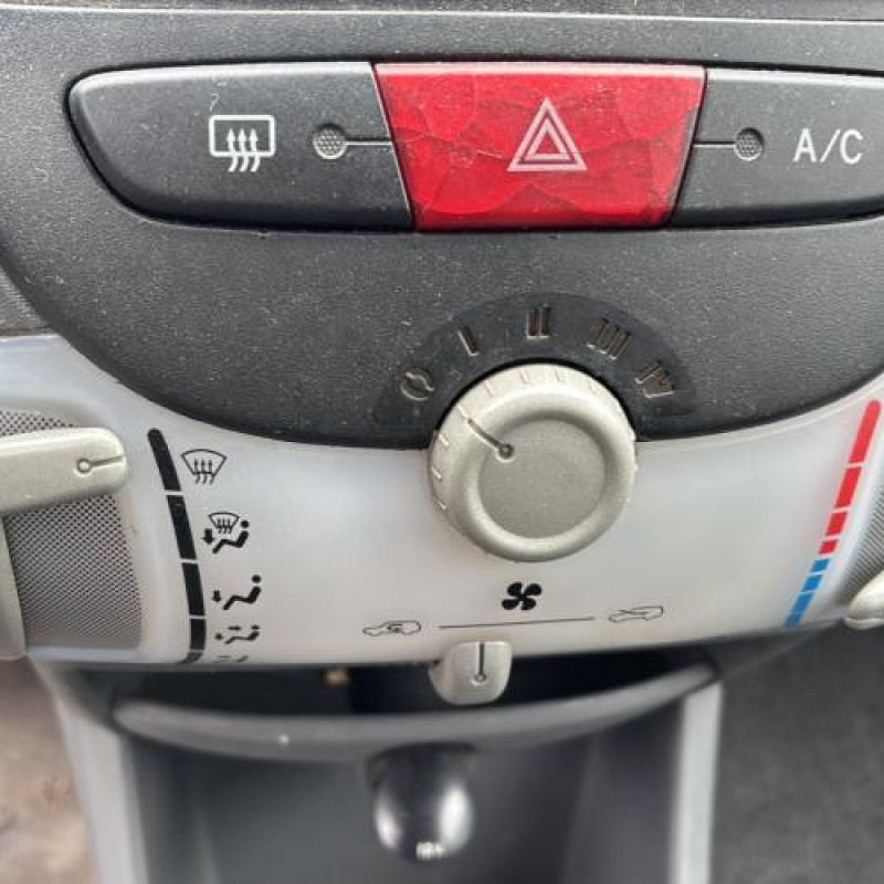 Capot CITROEN C1 1 Photo n°20