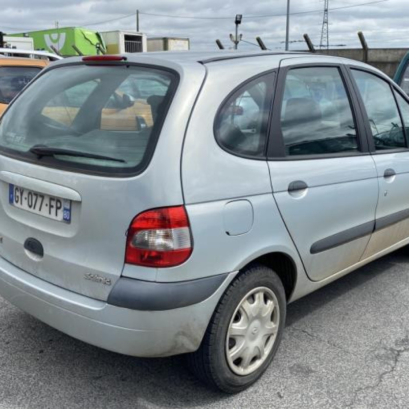 Moteur RENAULT SCENIC 1 Photo n°17