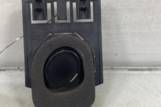 Bouton de coffre PEUGEOT 407 Photo n°1