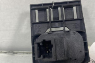 Bouton de coffre PEUGEOT 407
