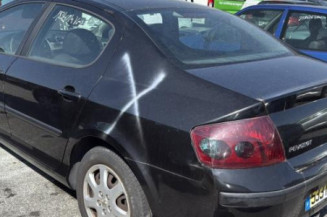 Serrure avant gauche PEUGEOT 407