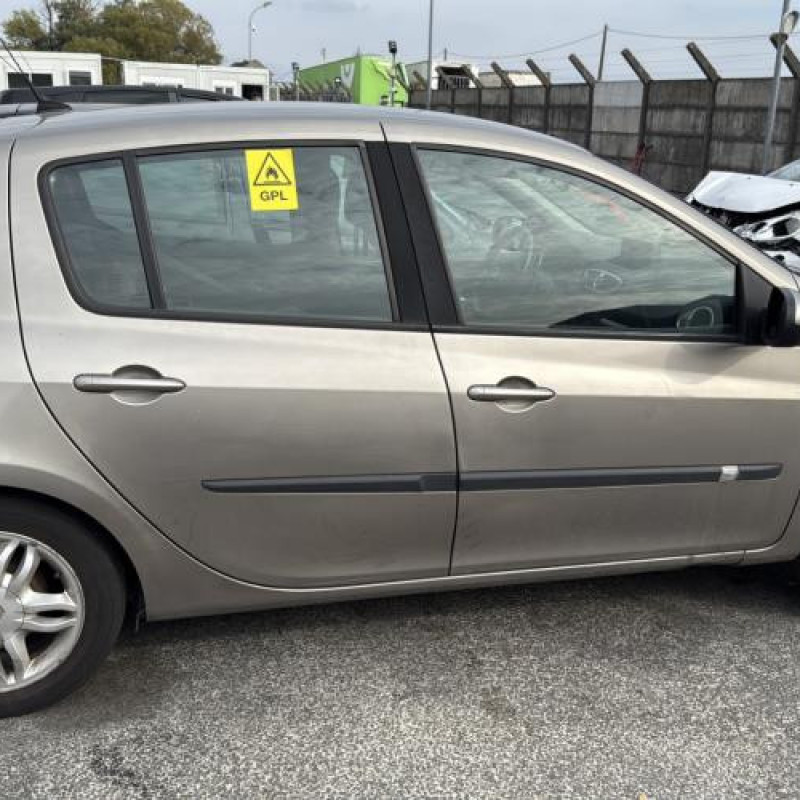 Retroviseur droit RENAULT CLIO 3 Photo n°9