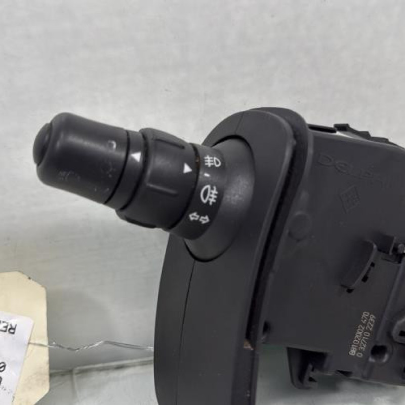 Commodo phare RENAULT CLIO 3 Photo n°2