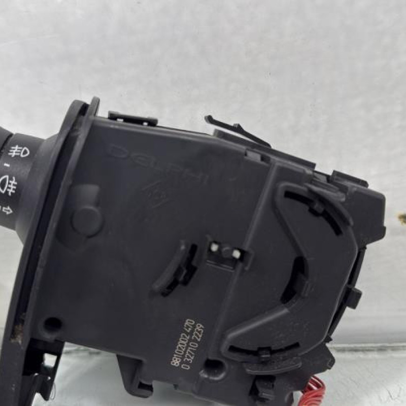 Commodo phare RENAULT CLIO 3 Photo n°3