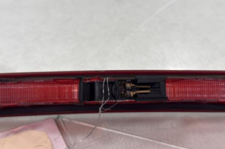 Feu arriere stop central RENAULT CLIO 3