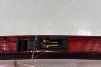 Feu arriere stop central RENAULT CLIO 3