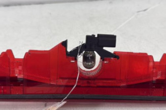 Feu arriere stop central RENAULT CLIO 3