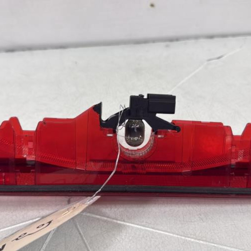 Feu arriere stop central RENAULT CLIO 3 Photo n°5