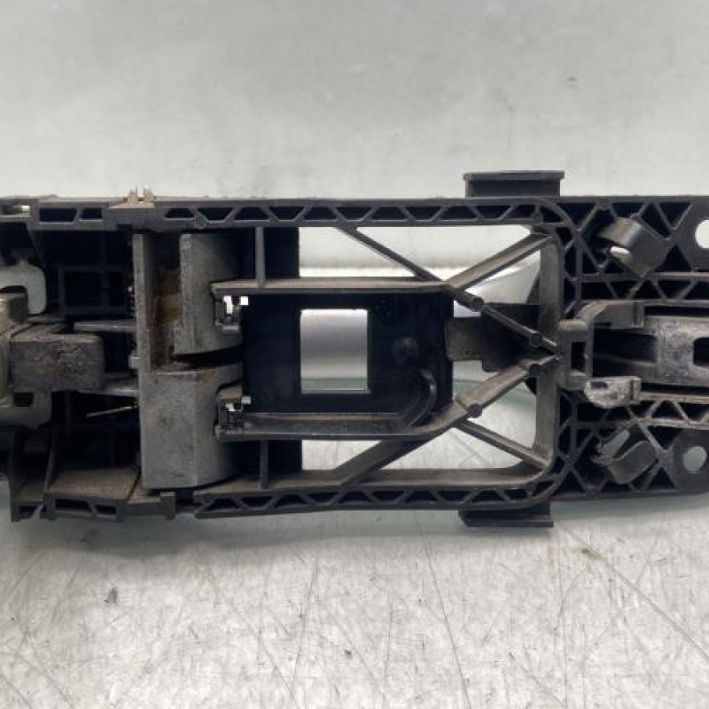 Poignee porte avant gauche VOLKSWAGEN GOLF 7 Photo n°2