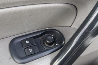 Bras essuie glace avant gauche RENAULT KANGOO 2