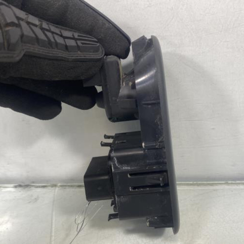 Interrupteur de leve vitre avant gauche RENAULT KANGOO 2 Photo n°3