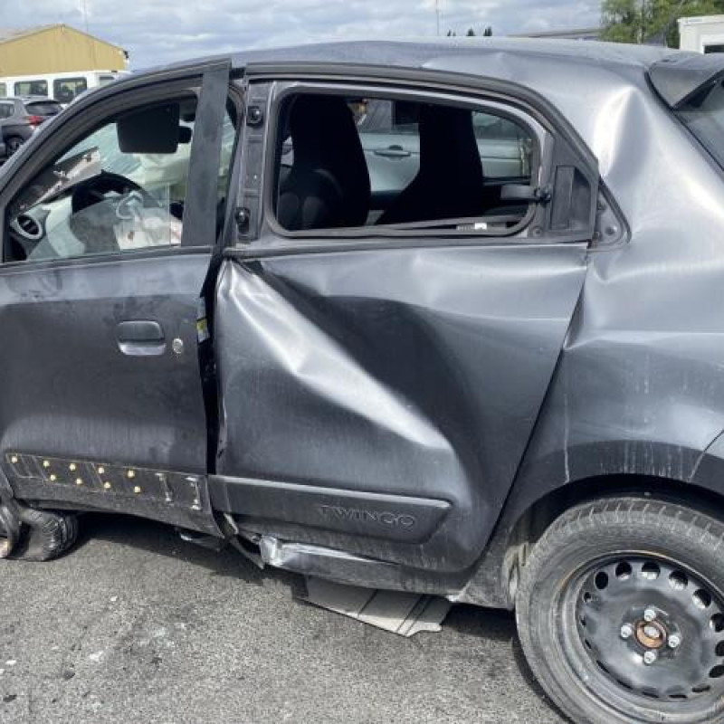 Vitre arriere droit RENAULT TWINGO 3 Photo n°10