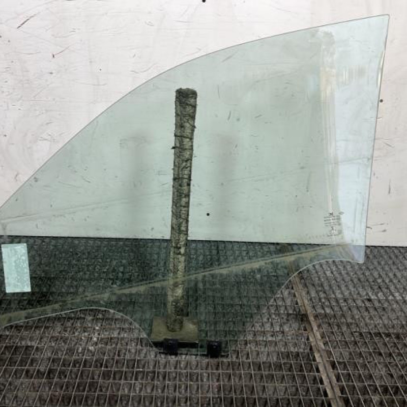 Vitre avant droit RENAULT TWINGO 3 Photo n°4