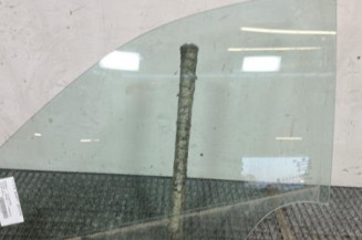 Vitre avant gauche RENAULT TWINGO 3 Photo n°1