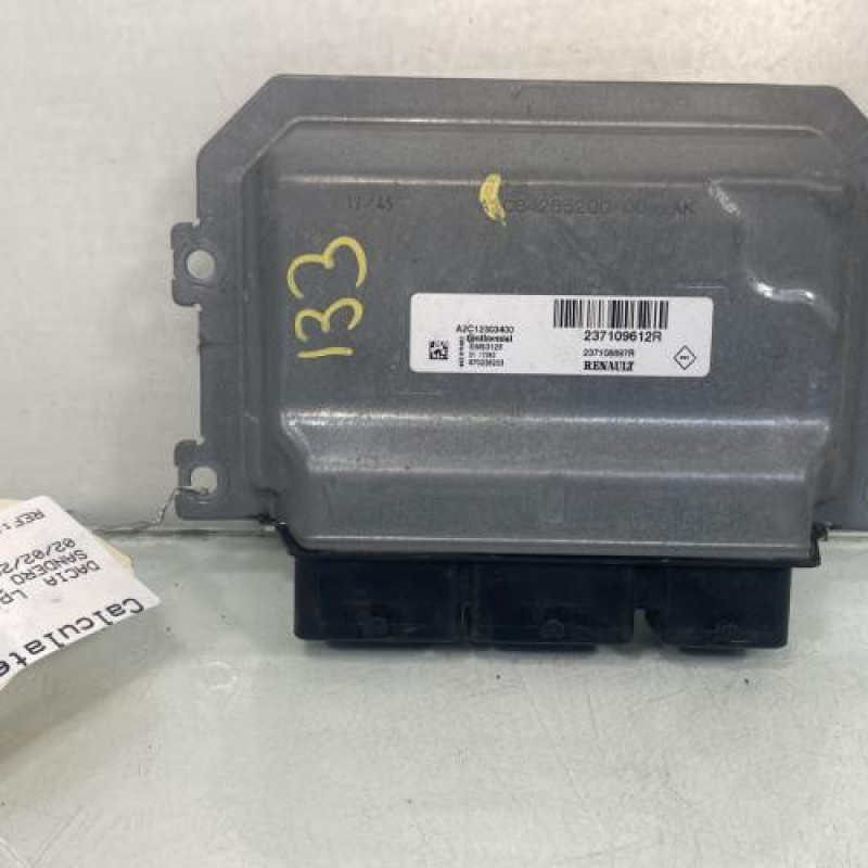 Calculateur moteur DACIA SANDERO 2 Photo n°1