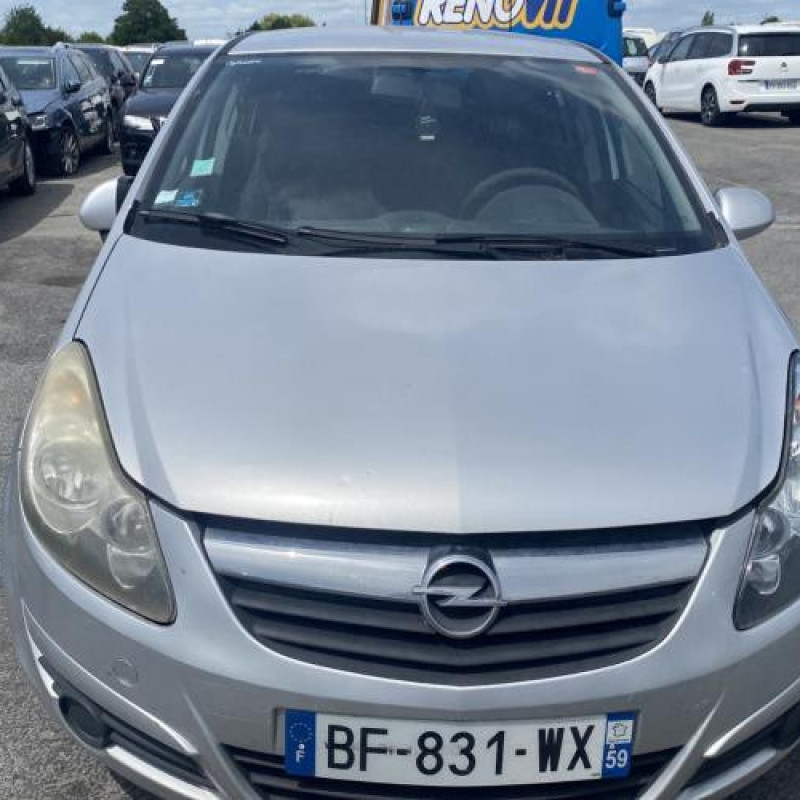 Moteur OPEL CORSA D Photo n°19