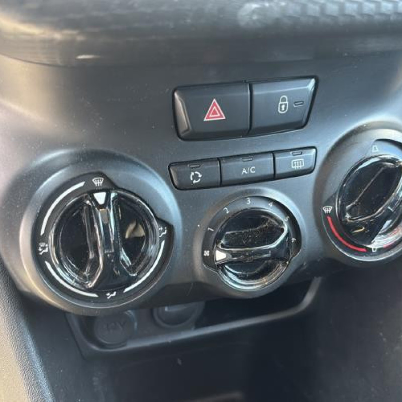 Moteur PEUGEOT 208 1 Photo n°17