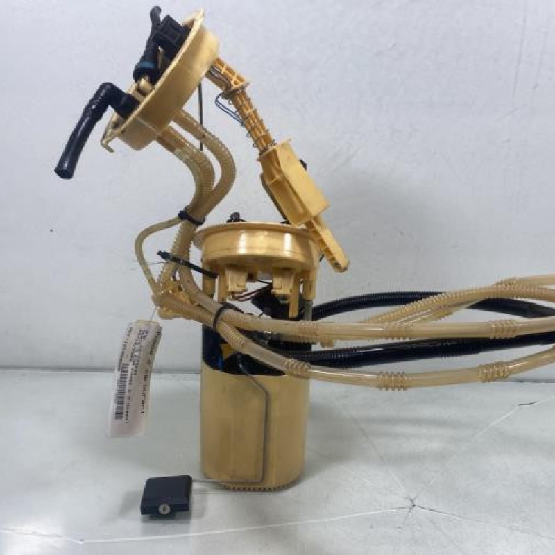 Pompe à carburant BMW SERIE 3 E90 Photo n°1