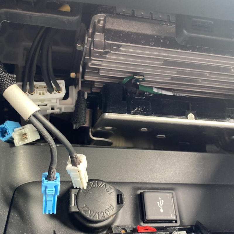 TOYOTA RAV4 5 PHASE 1 2.5i - 16V HYBRID Photo n°29