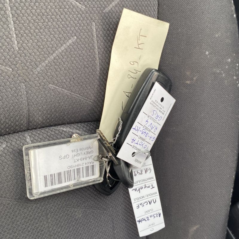 TOYOTA RAV4 5 PHASE 1 2.5i - 16V HYBRID Photo n°30