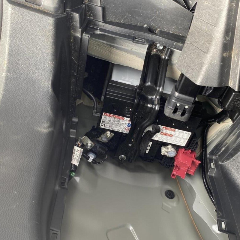 TOYOTA RAV4 5 PHASE 1 2.5i - 16V HYBRID Photo n°36