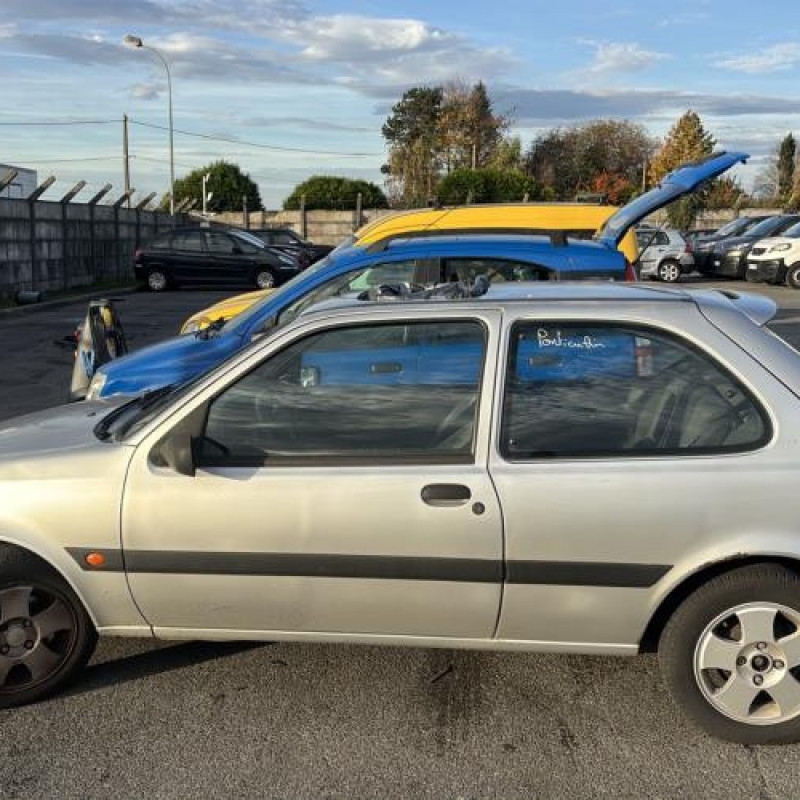 Neiman FORD FIESTA 4 Photo n°10