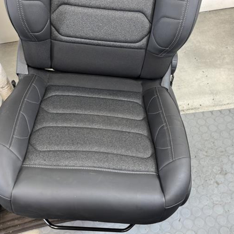 Interieur complet CITROEN C5 AIRCROSS Photo n°4