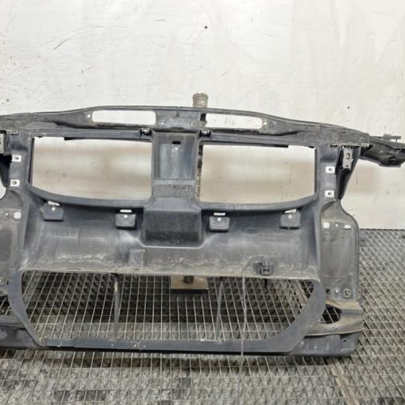 Face avant BMW SERIE 3 E90 Photo n°1