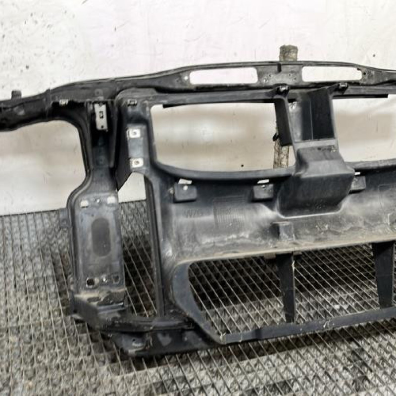 Face avant BMW SERIE 3 E90 Photo n°2