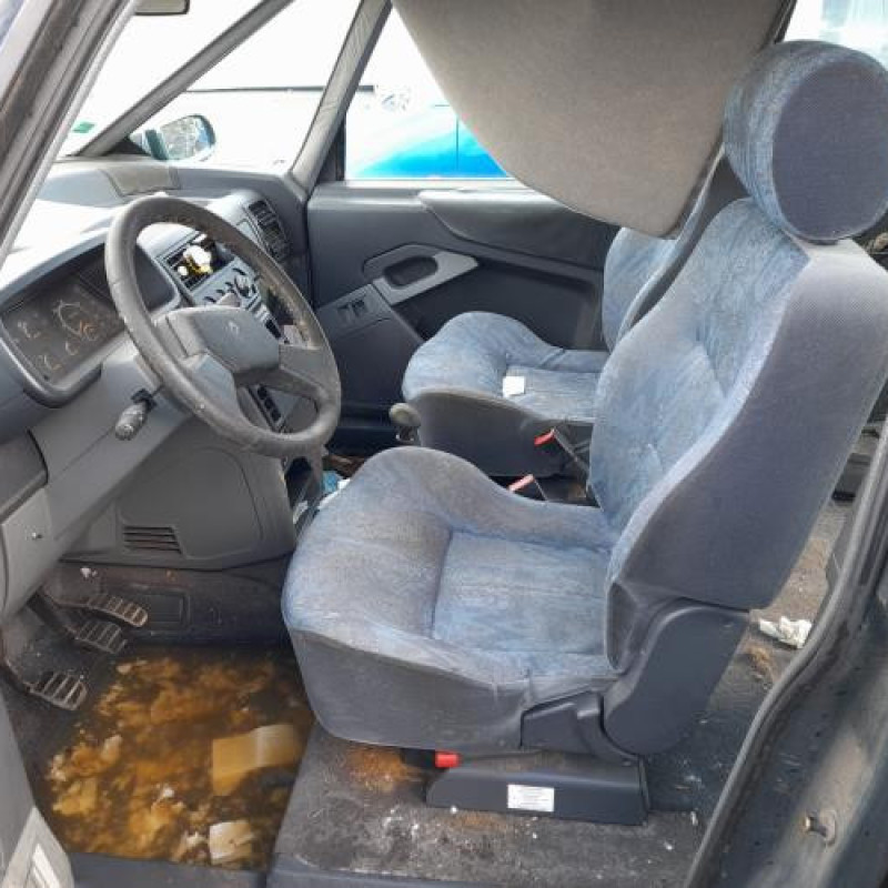 Neiman RENAULT ESPACE 2 Photo n°10