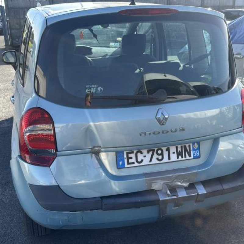 Reservoir essence RENAULT GRAND MODUS Photo n°6