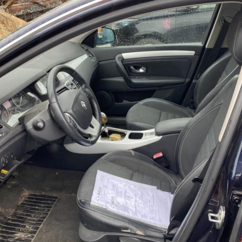 Reservoir essence RENAULT LAGUNA 3 Photo n°7