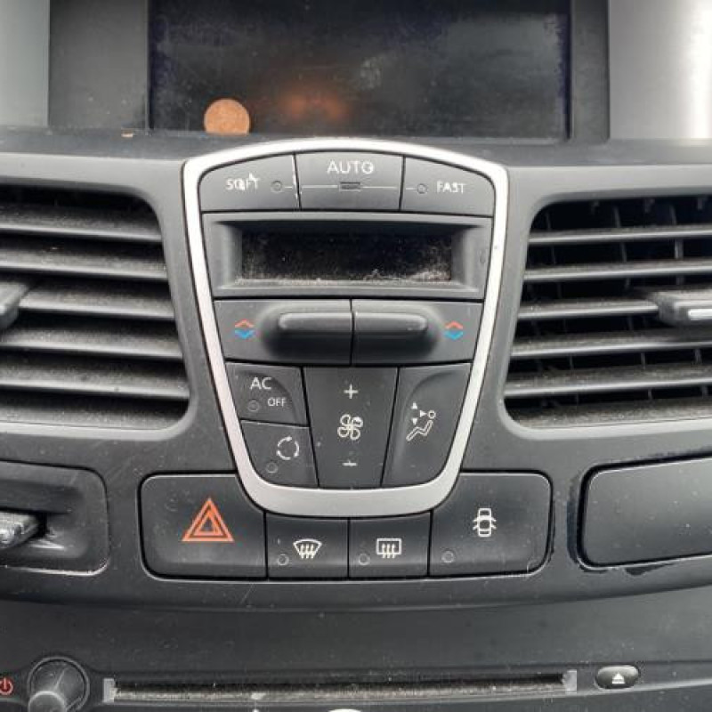 Reservoir essence RENAULT LAGUNA 3 Photo n°9