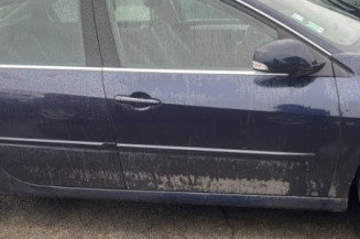 Reservoir essence RENAULT LAGUNA 3