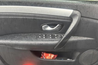 Reservoir essence RENAULT LAGUNA 3