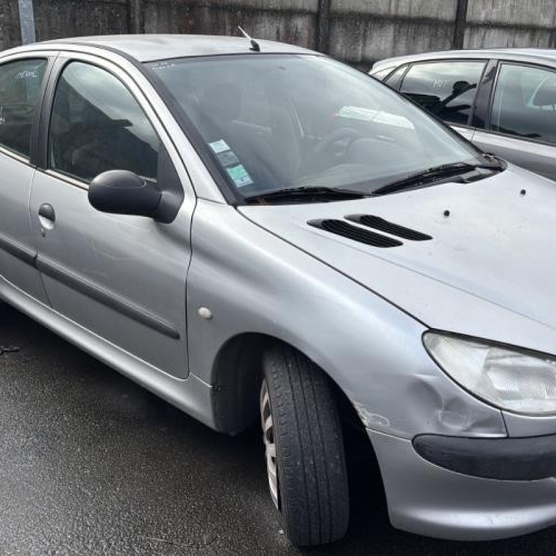 Reservoir essence PEUGEOT 206 Photo n°9