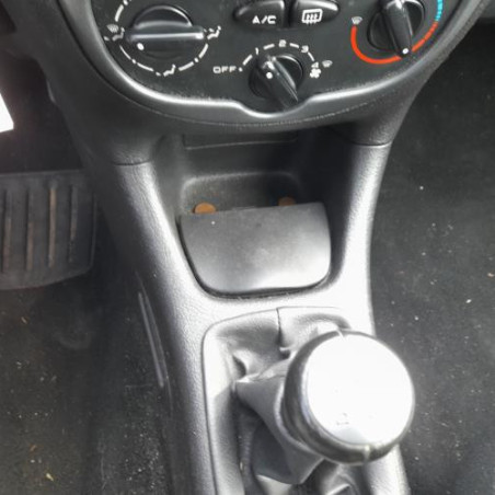 Reservoir essence PEUGEOT 206 Photo n°1