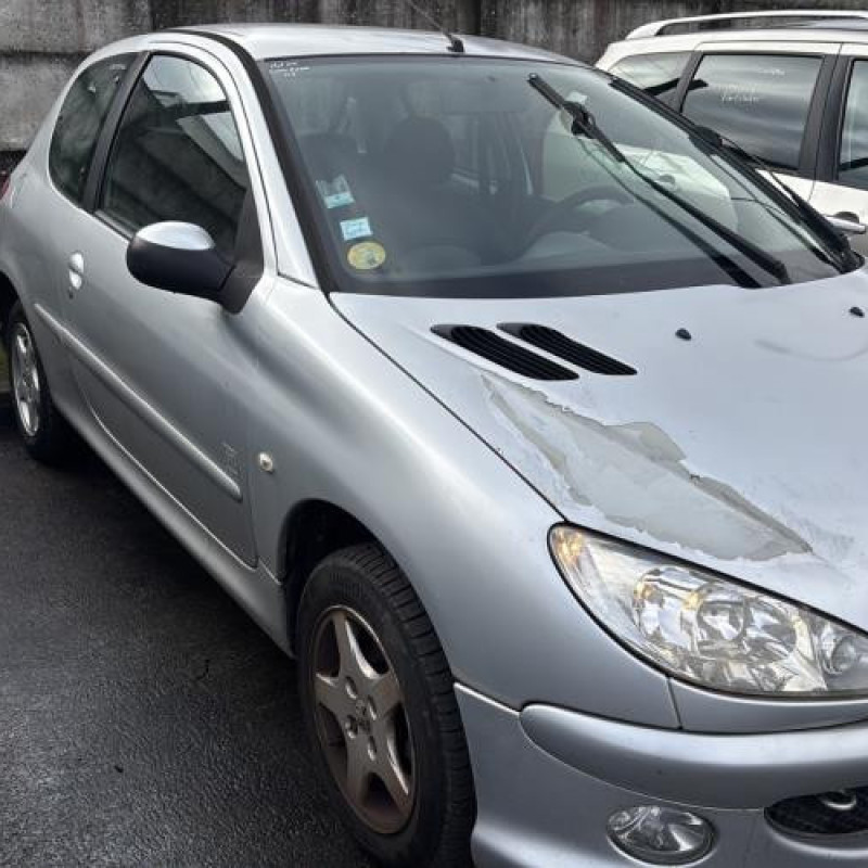 Reservoir essence PEUGEOT 206 Photo n°6