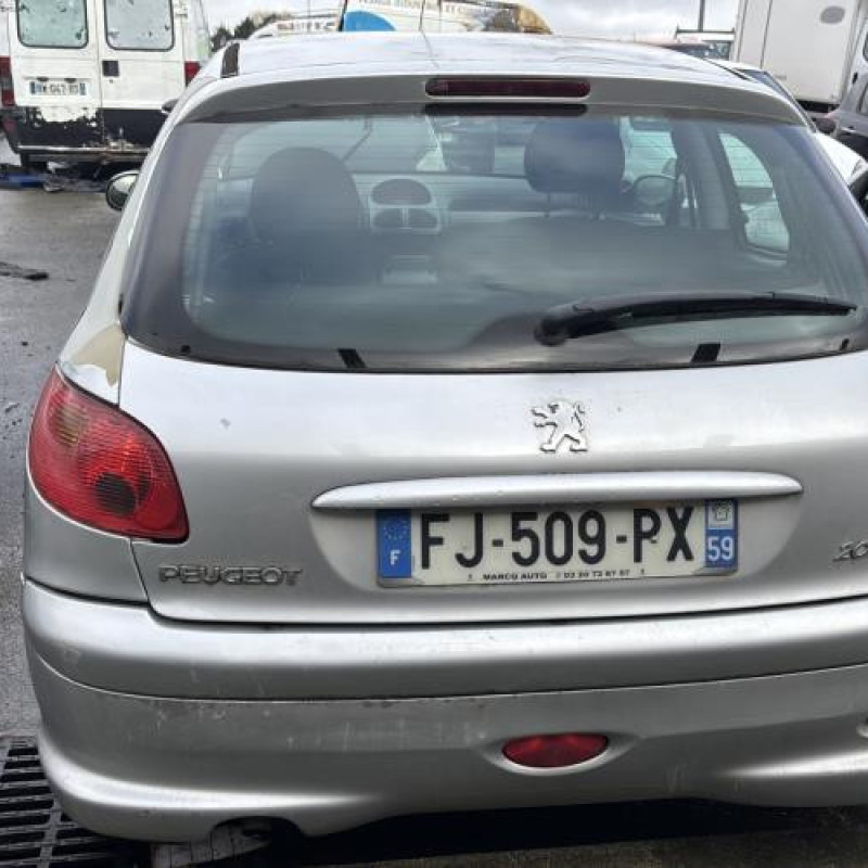 Reservoir essence PEUGEOT 206 Photo n°9