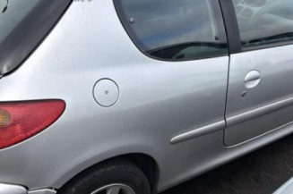 Reservoir essence PEUGEOT 206