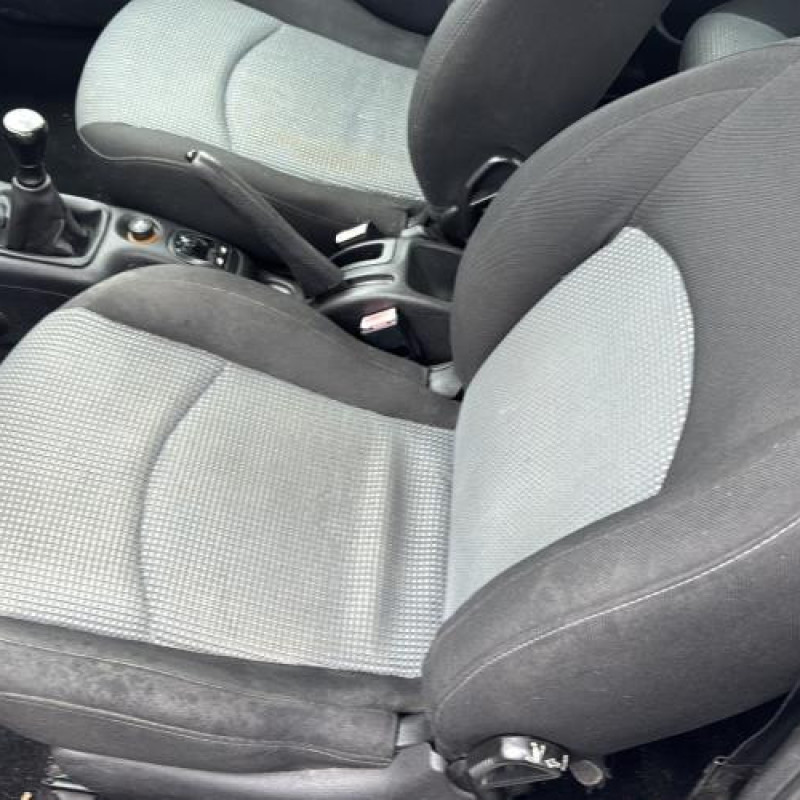 Reservoir essence PEUGEOT 206 Photo n°15